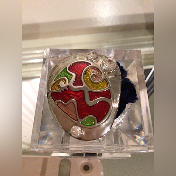 Jewelry - 🛍2 for $30🛍NWOT silver coloured with multicolour statement ring